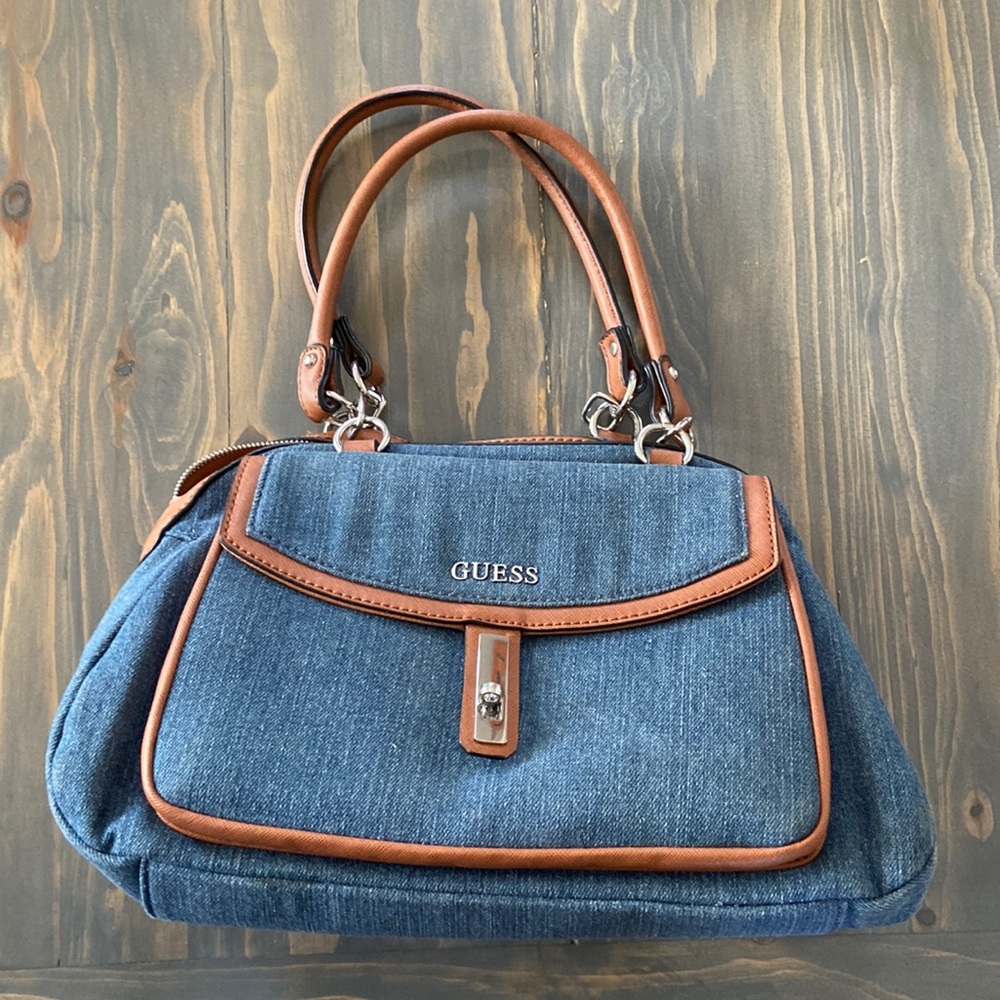 Guess purse